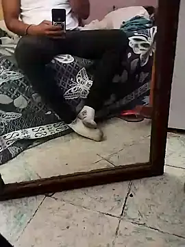 favcrew online show from December 6, 7:56 pm