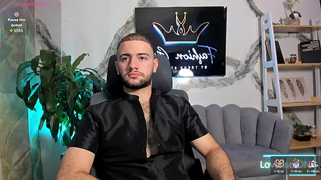 MaximusDick1  online show from January 17, 5:43 am