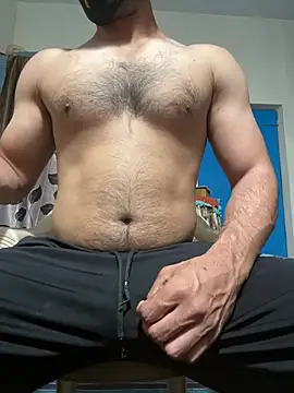 Snapshot of mrweapon7 chatting on December 25, 4:43 pm mrweapon7 online show from December 25, 4:43 pm