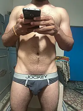 Snapshot of mrweapon7 chatting on February 4, 1:38 pm mrweapon7 online show from February 4, 1:38 pm
