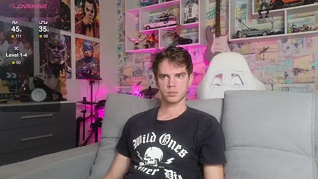 Mike Burn online show from December 14, 12:45 pm