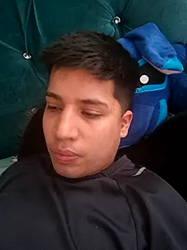 Snapshot of Randy_horny chatting on October 26, 9:17 pm Randy horny online show from October 26, 9:17 pm