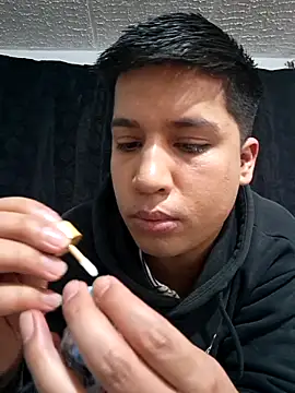 Snapshot of Randy_horny chatting on October 29, 1:08 am Randy horny online show from October 29, 1:08 am