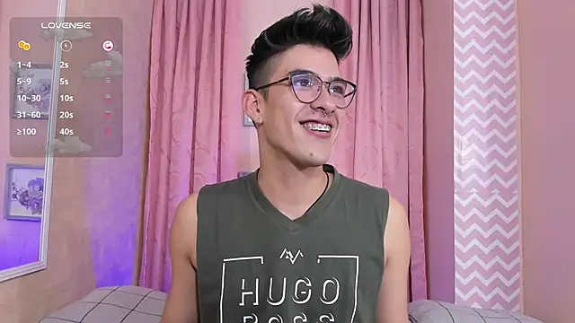 Ryan Clark  online show from December 10, 4:38 pm