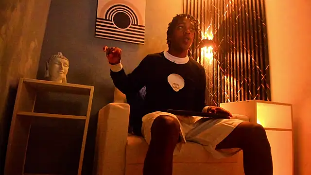 LarryCollin online show from December 10, 3:41 am