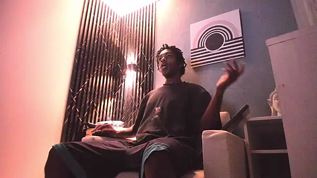 LarryCollin online show from December 14, 2:12 am
