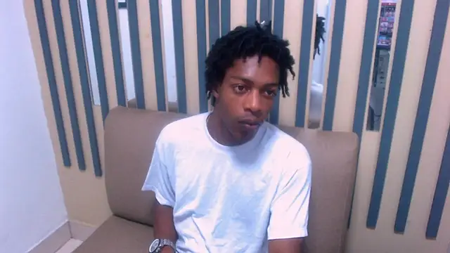 LarryCollin online show from December 3, 8:06 pm