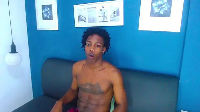 LarryCollin online show from December 4, 10:08 pm