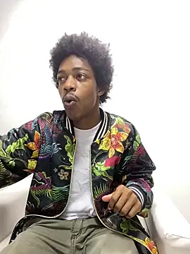 LarryCollin online show from March 12, 3:35 am