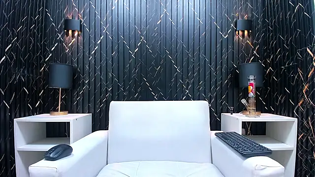 LarryCollin online show from February 17, 2:53 am