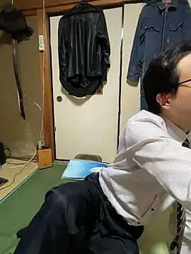 Snapshot of shigeki-113 chatting on October 15, 12:35 pm shigeki-113 online show from October 15, 12:35 pm
