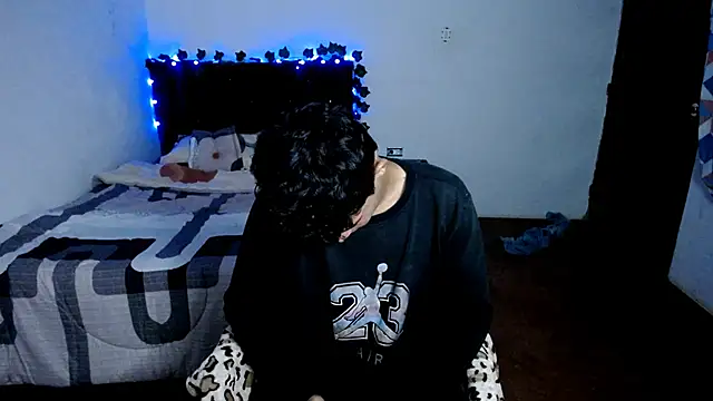 Snapshot of freddy_romas chatting on September 23, 3:39 am freddy romas online show from September 23, 3:39 am