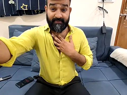 Snapshot of Fun_Guuy chatting on October 27, 6:54 pm Fun Guuy online show from October 27, 6:54 pm