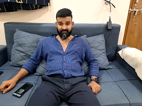 Snapshot of Fun_Guuy chatting on October 18, 10:42 am Fun Guuy online show from October 18, 10:42 am