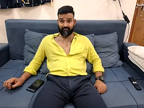 Snapshot of Fun_Guuy chatting on October 17, 10:19 am Fun Guuy online show from October 17, 10:19 am