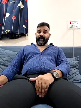 Fun Guuy online show from May 7, 2:33 am