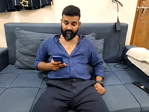 Snapshot of Fun_Guuy chatting on October 23, 9:24 am Fun Guuy online show from October 23, 9:24 am