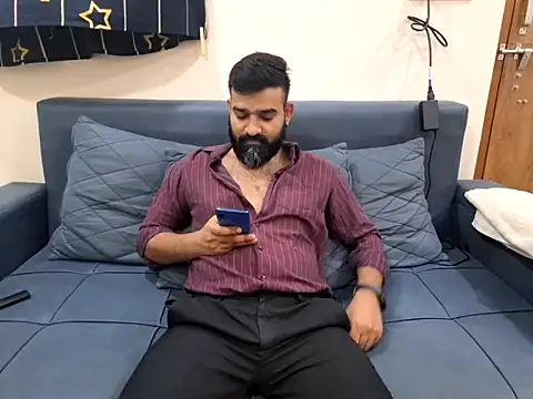 Snapshot of Fun_Guuy chatting on October 25, 10:28 am Fun Guuy online show from October 25, 10:28 am