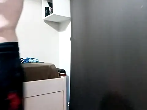 Snapshot of Mynameisallen chatting on February 25, 9:57 pm Mynameisallen online show from February 25, 9:57 pm