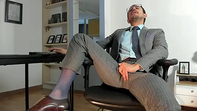 pablo-rincon95 online show from June 17, 12:07 pm