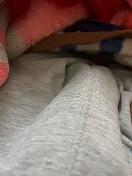 zelal online show from December 17, 8:21 pm