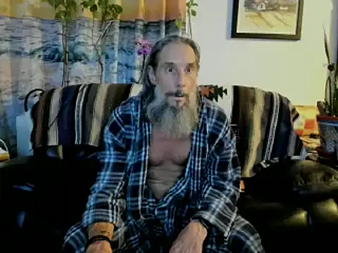 Snapshot of mindphu_k chatting on February 13, 12:24 am mindphu k online show from February 13, 12:24 am