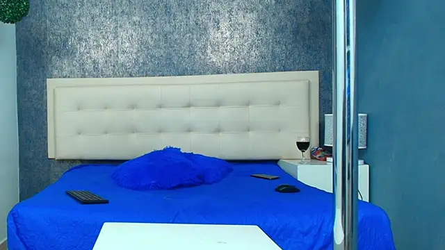 Snapshot of Erick_Zhimerman chatting on October 20, 4:38 am Erick Zhimerman online show from October 20, 4:38 am