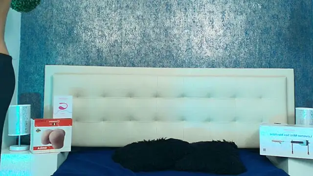 Snapshot of Erick_Zhimerman chatting on September 19, 4:02 am Erick Zhimerman online show from September 19, 4:02 am