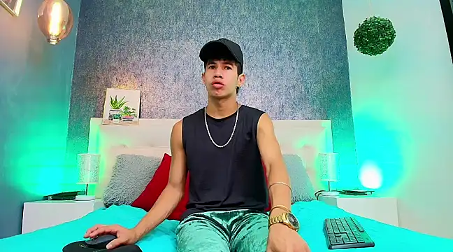 Snapshot of Erick_Zhimerman chatting on February 26, 3:42 am Erick Zhimerman online show from February 26, 3:42 am