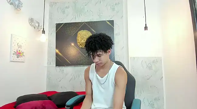 Snapshot of Erick_Zhimerman chatting on February 23, 3:29 am Erick Zhimerman online show from February 23, 3:29 am