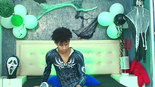 Snapshot of Erick_Zhimerman chatting on October 30, 4:03 am Erick Zhimerman online show from October 30, 4:03 am