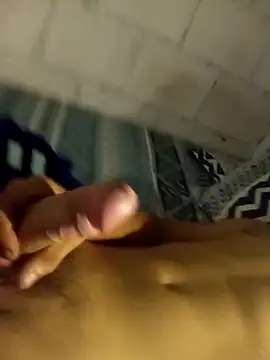 Snapshot of victorbm2354bm chatting on November 1, 3:10 am victorbm2354bm online show from November 1, 3:10 am