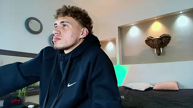 austin collinss online show from January 15, 1:23 am