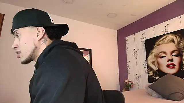 austin collinss online show from March 12, 3:02 am