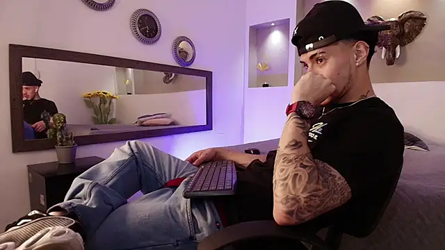 austin collinss online show from January 7, 3:37 am