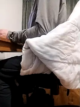 25mitch online show from February 9, 6:34 pm