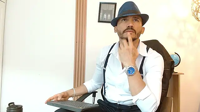 Snapshot of Reiko_85_ chatting on September 17, 2:51 pm Reiko 85 online show from September 17, 2:51 pm
