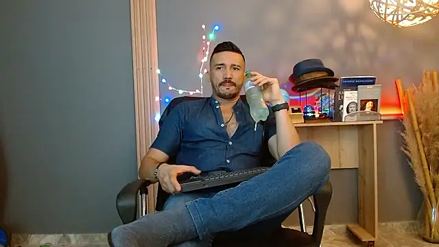 Reiko 85  online show from March 21, 7:29 pm