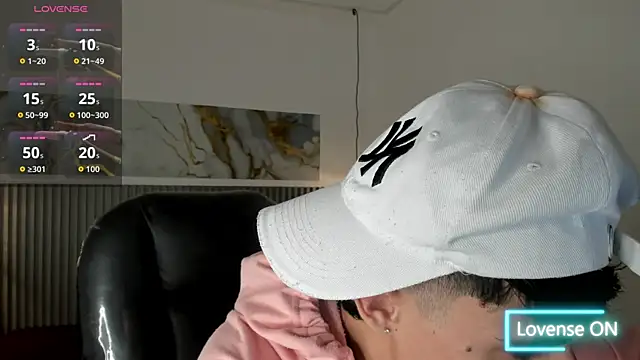 Dyla n18 online show from April 24, 8:55 pm