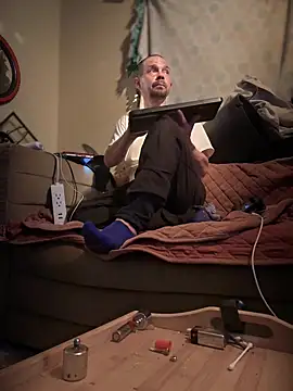 Snapshot of monk5115 chatting on March 13, 5:00 am monk5115 online show from March 13, 5:00 am
