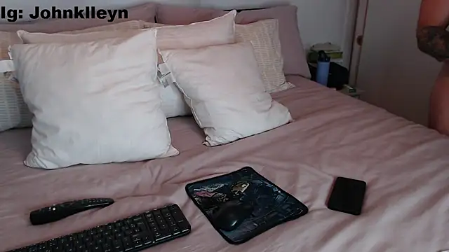 jonhklleyn online show from March 20, 6:01 pm