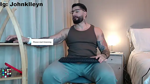 jonhklleyn online show from June 9, 8:54 pm