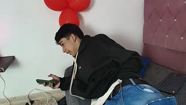 hares mds online show from February 17, 2:49 pm