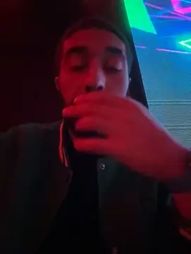 Snapshot of djtimka chatting on October 21, 6:55 pm djtimka online show from October 21, 6:55 pm