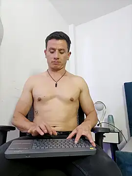 Andrewfalcon online show from September 18, 8:11 pm