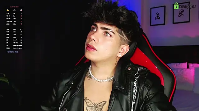 LyleBennett  online show from March 13, 12:02 pm