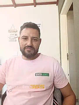 P4uzud4O online show from May 27, 1:08 pm