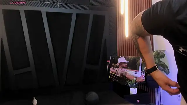 JeanColleman online show from December 1, 11:19 pm