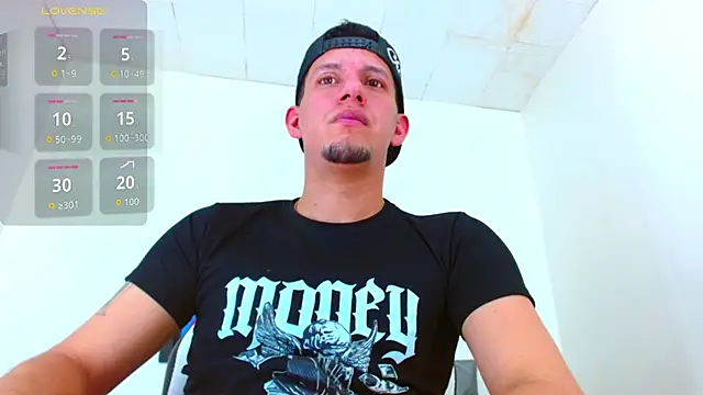 kevin  fox  online show from October 29, 7:28 pm