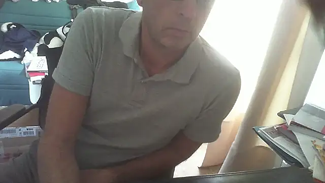Snapshot of shyfrenchcock1 chatting on October 7, 1:59 pm shyfrenchcock1 online show from October 7, 1:59 pm